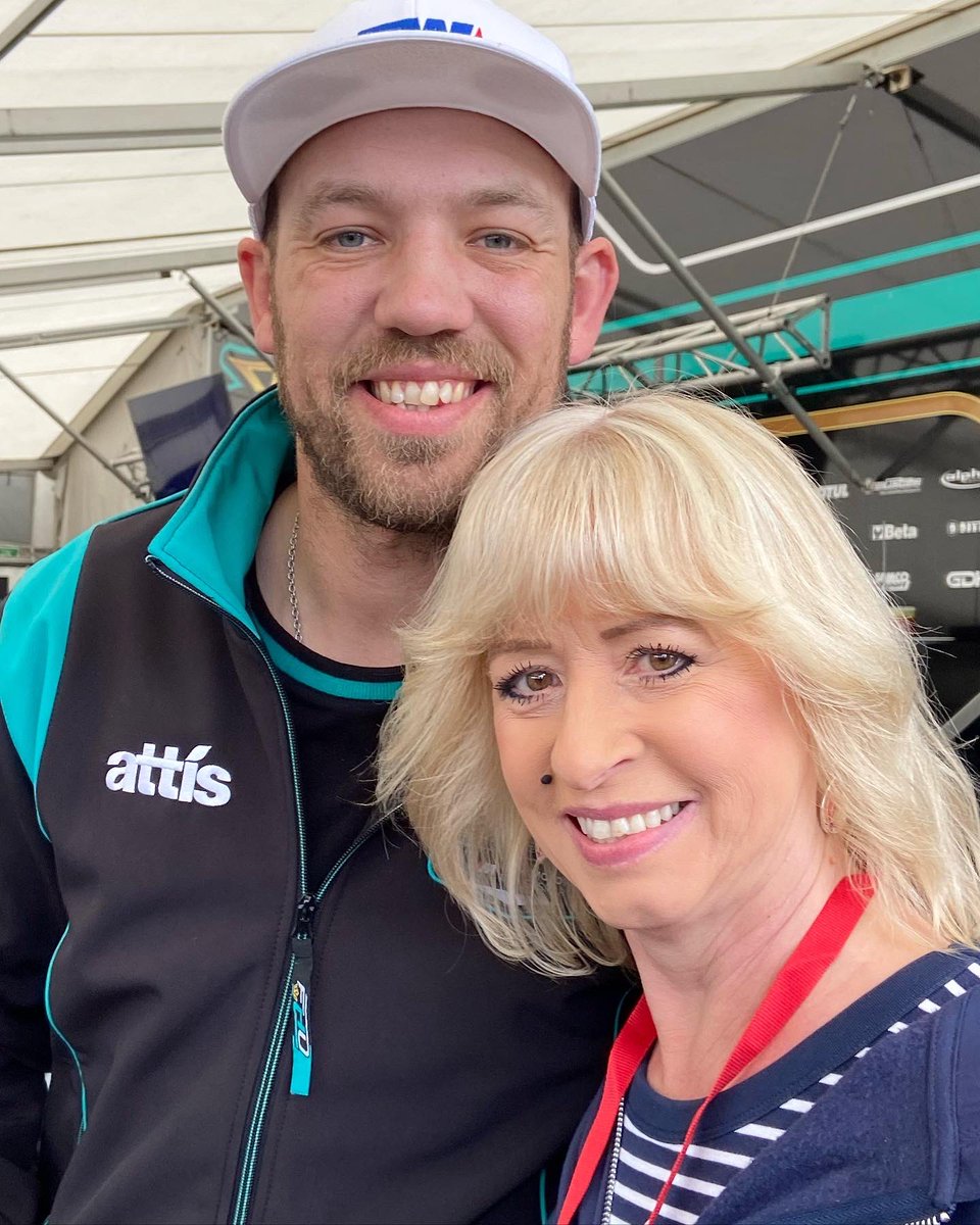 Liz05Steph3's tweet photo. Fab couple of days at Knockhill for Round 4 of British Superbikes.
Lots of photos on my Instagram liz05_stephens #britishsuperbikes #peterhickman #ryanvickers #KnockhillBSB https://t.co/t31UM50Zbx