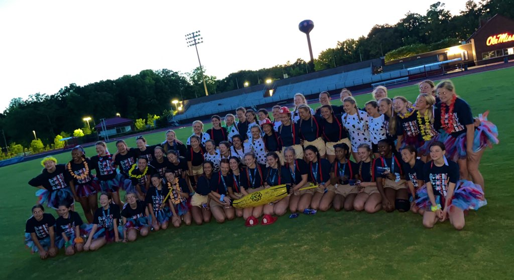 LewisburgMiddleCheer tweet media