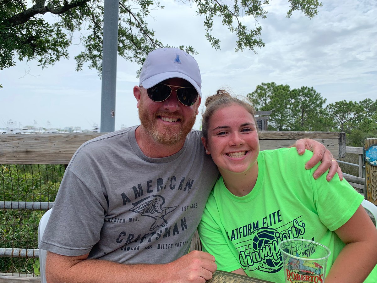 UD_WBB's tweet photo. Happy Father’s Day to all the Spartan dads out there, but especially to OUR Spartan dads! https://t.co/WzftoZQGs5