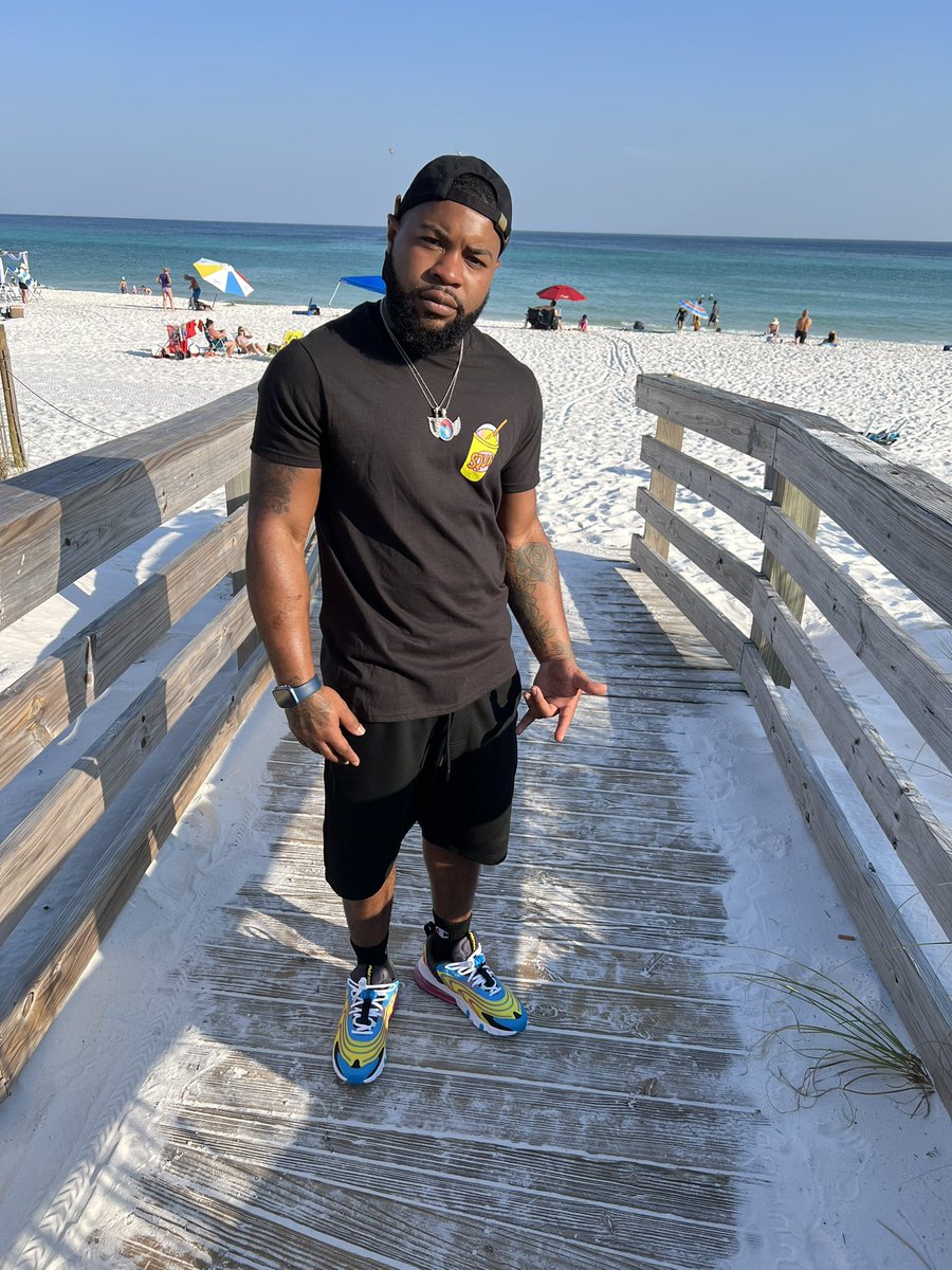 Stacksupbj's tweet photo. All i needed to learn was chase a check #ForeverLimanOg💙 https://t.co/Uf2bzJgHrW