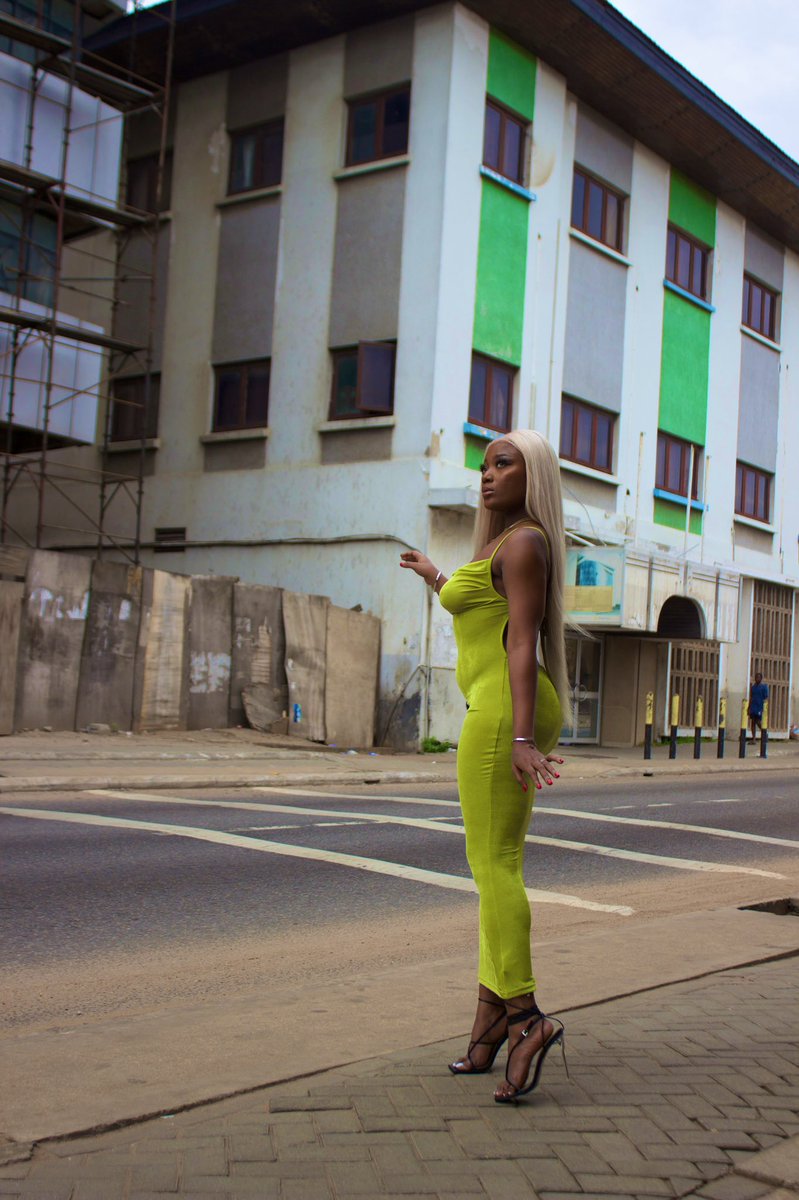 EFYA_Nokturnal's tweet photo. Darlings ….🎉🎉🎉🎉🎉…..NATIVE CHIC X DSREGH …LOADING 🥰..⏳——> https://t.co/vFaqlqjB83 🐉 https://t.co/m2Y1kHjz3l