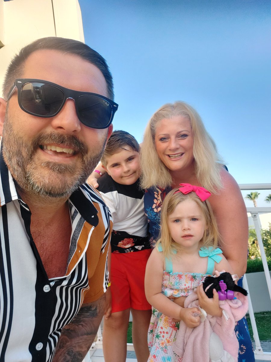 An eventful week over. Mother-in-law's 60th my 40th wrapped up in holiday to Kos. <a href="/RhianeScott/">RhianE Scott💙</a> I'm forever in debt to you. This picture is everything I could ask for in a family and you make our family what it is. #scotts1stfamilyholiday.