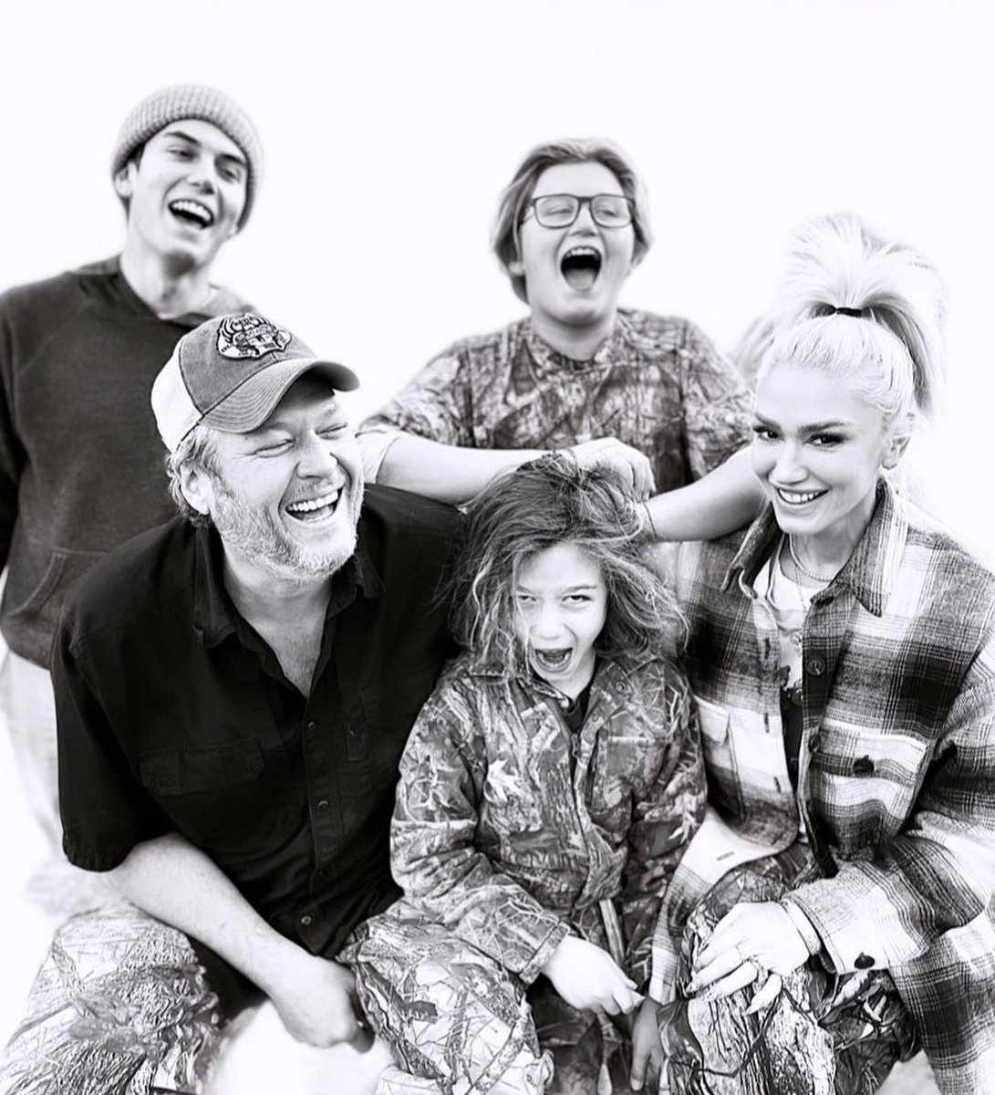 gwenstefani's tweet photo. happy father's day @blakeshelton 
we all love u sooooo much god really gave me you for the ups and downs ❤️ gx https://t.co/znenq6agXF