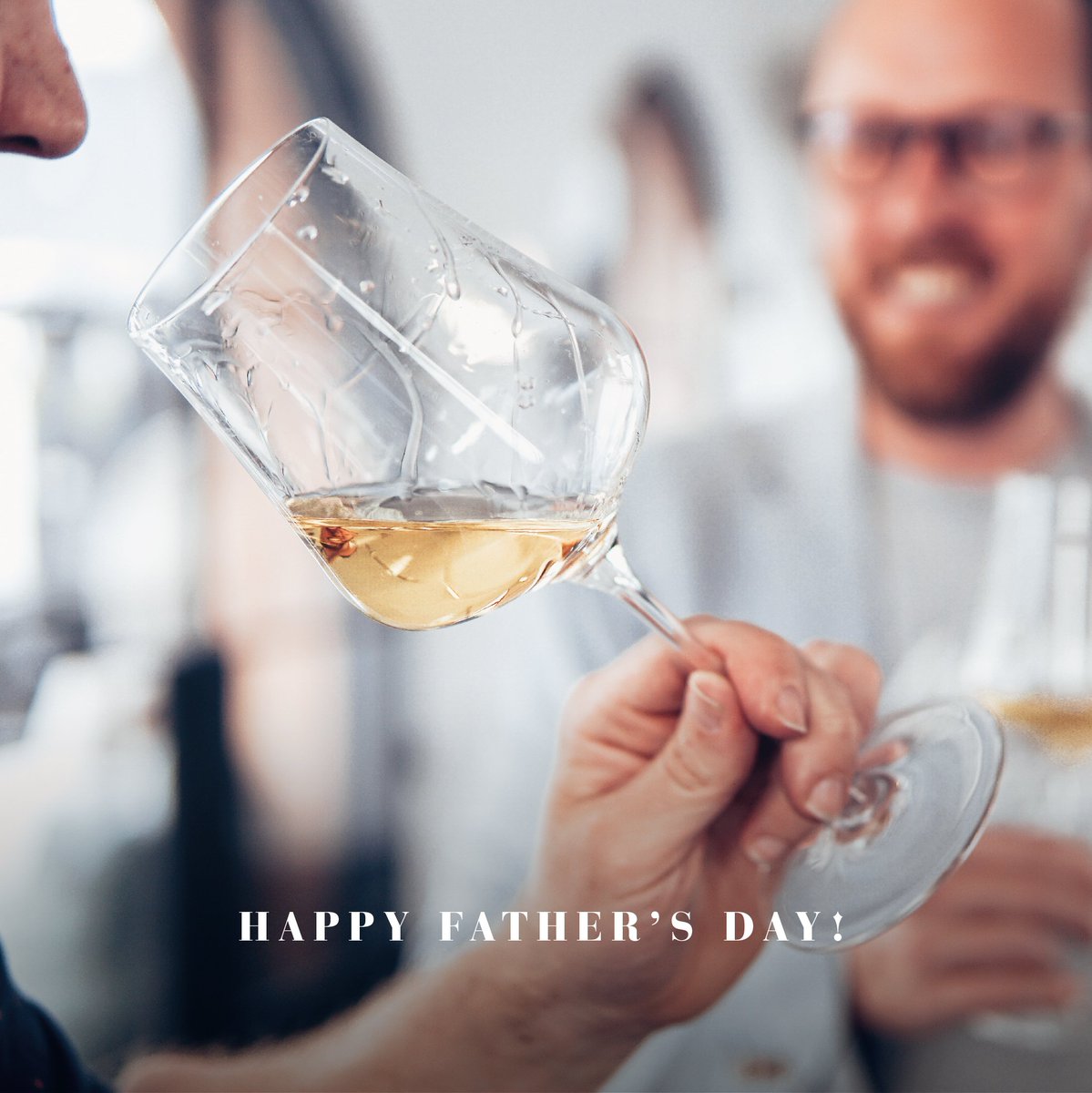SolFaSoul's tweet image. Happy Father's day too all the fathers out there! May today be a Sunday full of memorable moments.
#FathersDay2022 #FathersDay #family #Familia #Winestofeel #Musictofly
