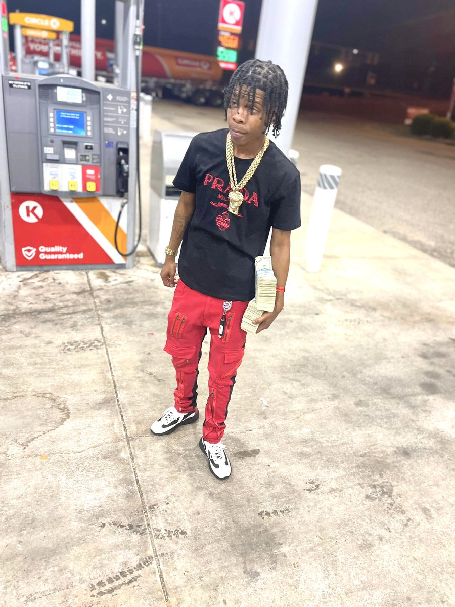 IAM_2LANE's tweet photo. Real Hitta , Trap Nigga , & A Bad Bitch Getta 🦅🖤🆑 … #LLBNB #LLMURK #LLCHOP #LLTB #LLDTR https://t.co/RHHm4viKdm