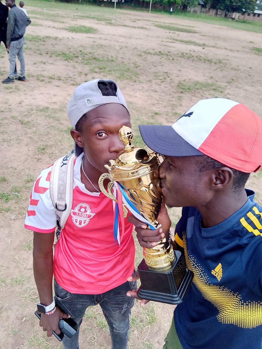 🏆 Champ1on 🏆Congratulations  @LeoFootballClu1 
For Winning The Arua 4th Division League
We Not Done Yet
@Vitihno2 
@enzama_ronald 
@bayofrank56 
@COkhuti 
@MorisMo20 
@MoShabanJ 
@AyomaBuatre 
@VelaCaptain 
@_abolo16 
@OnduparakaFC1 
@OfficialFUFA