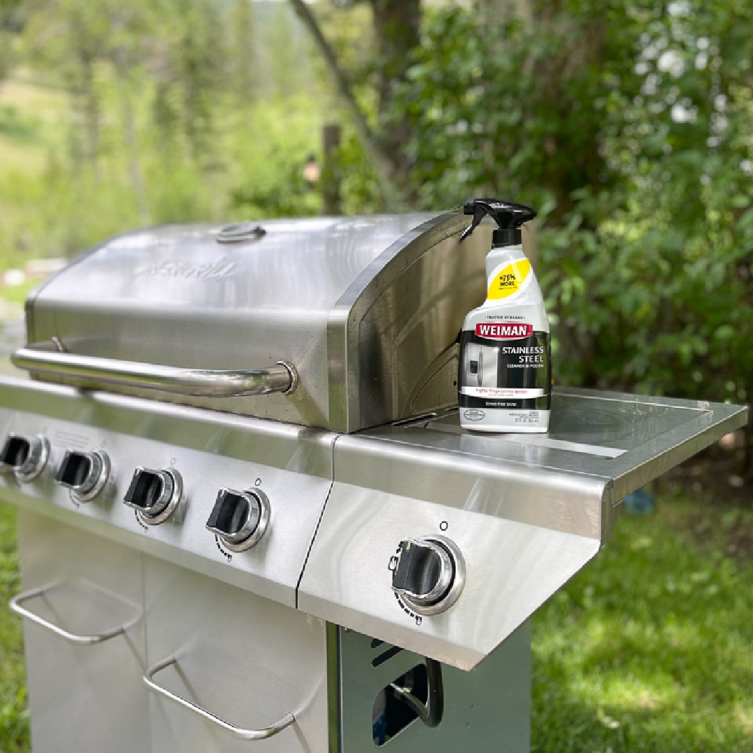 Make sure to add Weiman Stainless Steel Cleaner to your "Dad BBQ" starter pack this summer. Wishing all our Weiman Grill Masters a Happy Father's Day!
📸: @sanctuaryhomedecor
#Weiman #HappyFathersDay