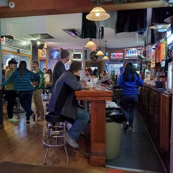 DivesOfWI's tweet photo. Happy Father’s Day Divers!

Fat Daddy’s 
Milwaukee, WI

#divesofwi #divebar #FathersDay #fatdaddys https://t.co/z69jLEeHZl