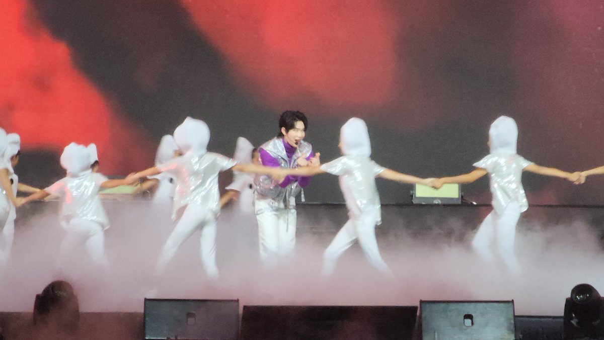 Melody_IPH's tweet photo. น่ารักมากนะ น่ารักไปหมดเลย มุยิม💜 @mynameis_yim
#DMDCONCERT
#ติวเตอร์ยิม #มุยิมของหม่ามี๊ https://t.co/WXtYlTYuFq