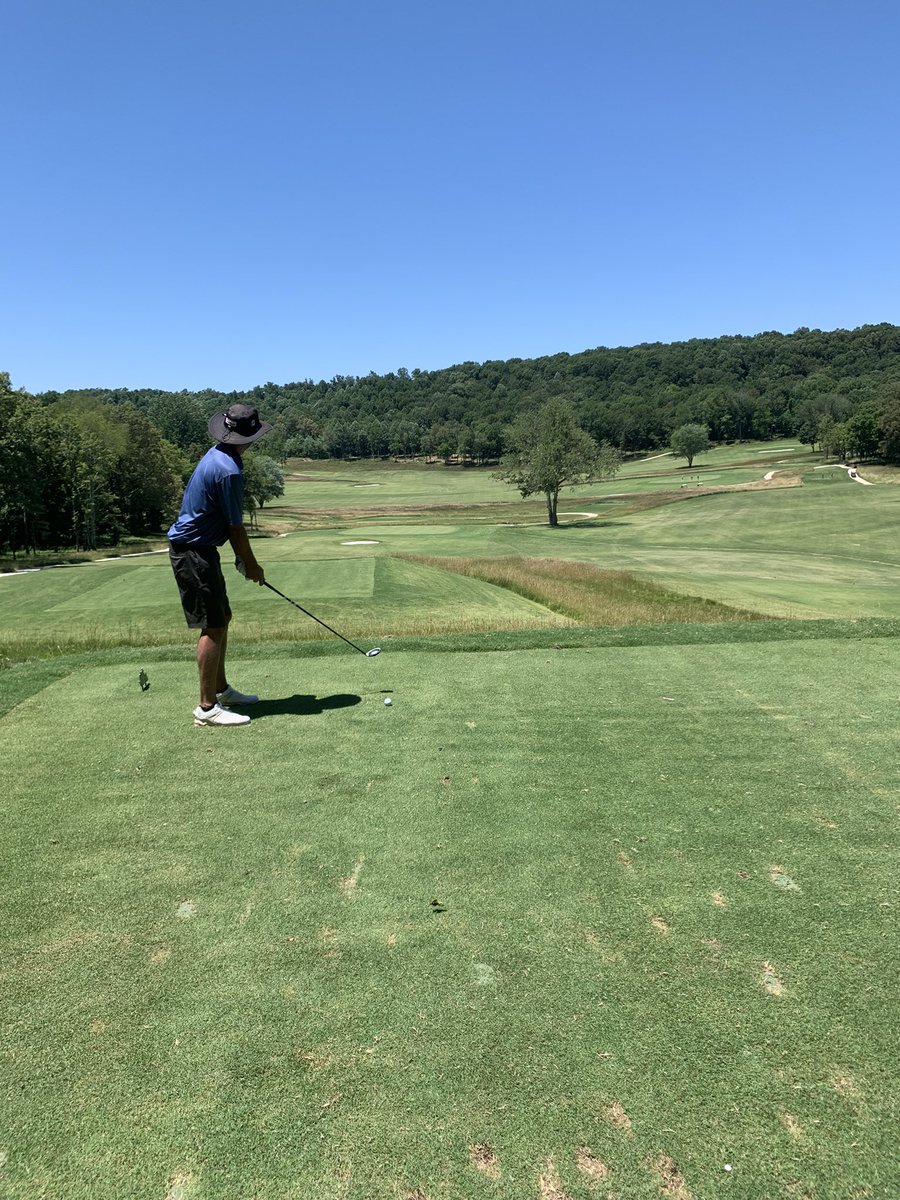 biglewandowski's tweet photo. Hello again #parkmammothgolf We enjoyed the course today. Can’t wait to come back and do it again https://t.co/8tUTpmDlej