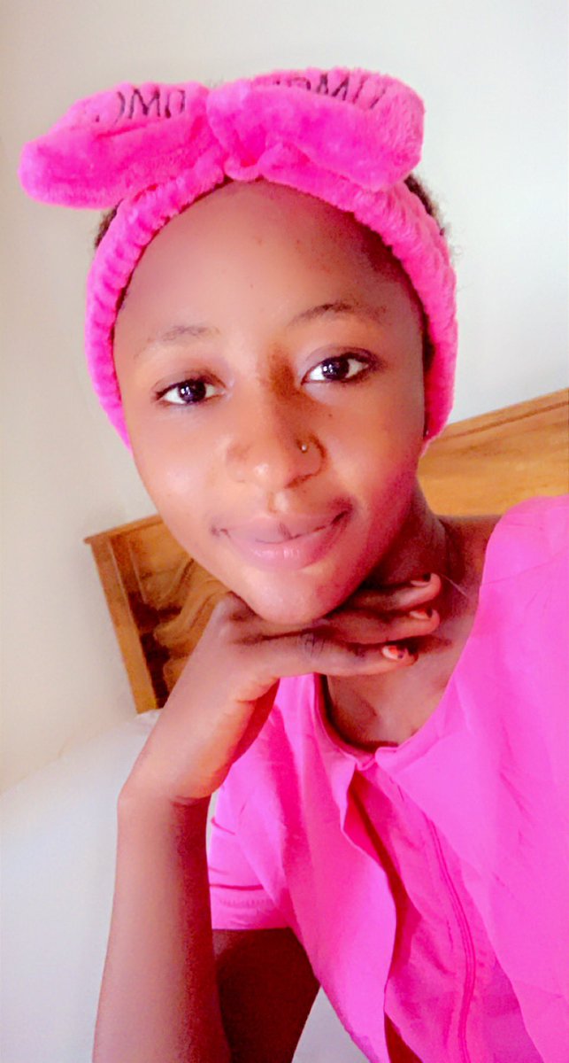 HasulaMustapha's tweet photo. I need someone to tell me I love you right now🥺 https://t.co/R0eVNbWlba