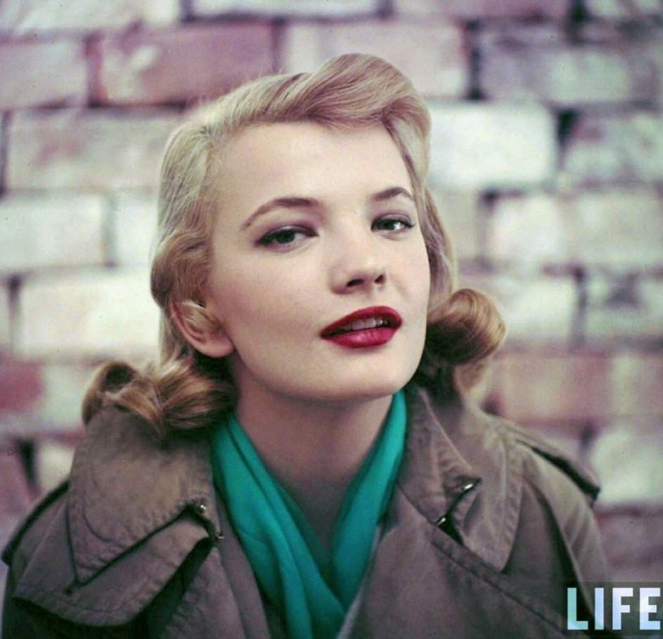 Happy birthday, Gena Rowlands.
Life Magazine, 1956.
______
ph. by Gordon Parks 