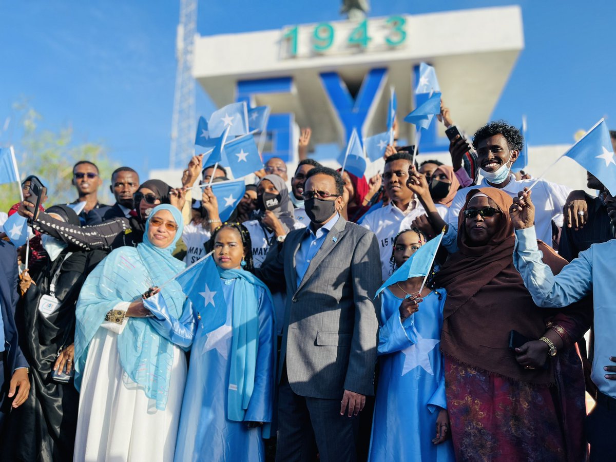 MrHussein17's tweet photo. @farahabdulkadi1 Khasaaraha ugu weyn waxaa #tuurta saartay waa:
⛔️Xasan Cali Kheyre.
⛔️Aw deni khasaaro.
🇸🇴Farmaajo iyo #shacabka Soomaaliyeed.
Dalkiina #mooryaanbaa gacanta loo galiyay .
Alloow u #naxariiso Soomaaliya iyo #shacabkeedaba. https://t.co/TiGO7O0inb