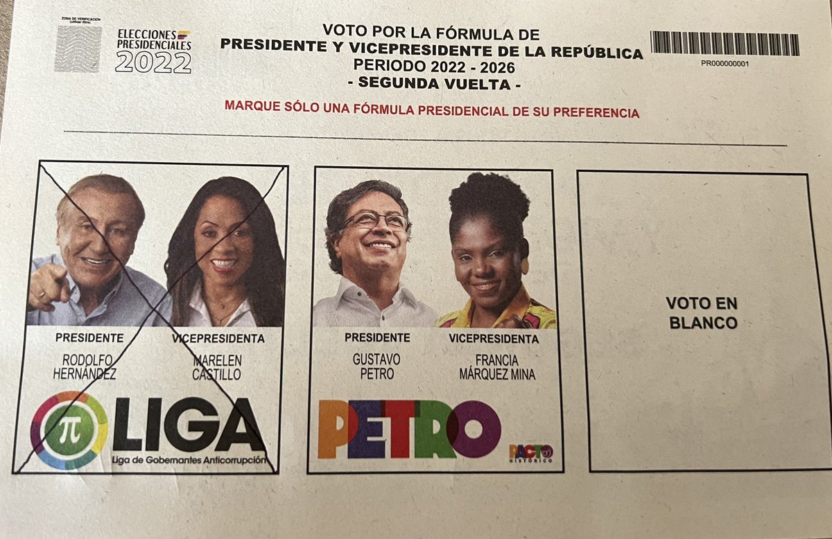 ¡Listo mi voto! POR MI LIBERTAD, POR LA LIBERTAD DE MIS HIJOS Y MI FAMILIA💛💛💙❤️ #RodolfoPresidente2022 #RodolfoPresidente @CarrillonavasG @andresmelocou @arielarmelv