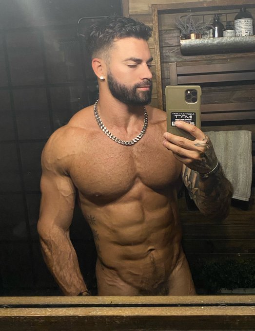 New Vid Up! https://t.co/rzaiC9BSdq https://t.co/3OpbCPjGvf