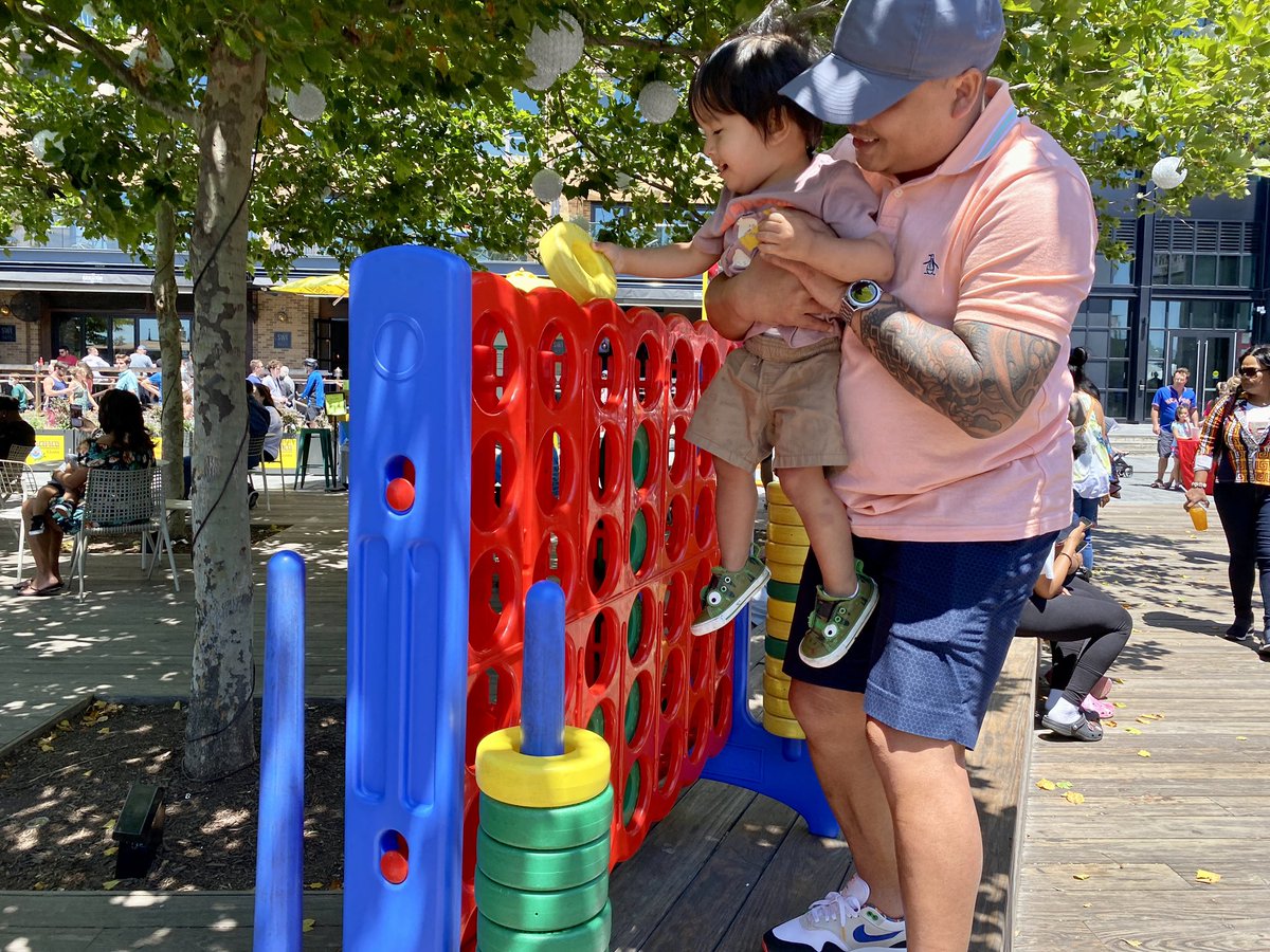 TheWharfDC's tweet image. Bring Dad down to #TransitPier for our Strong Dads DC celebration! 💪 We’re playing games, listening to live music by @PebbleToPearl, and enjoying ice cream from @SWSodaPopShop. Don’t forget to sign the life-sized #FathersDay card while you’re here! #TheWharfDC
