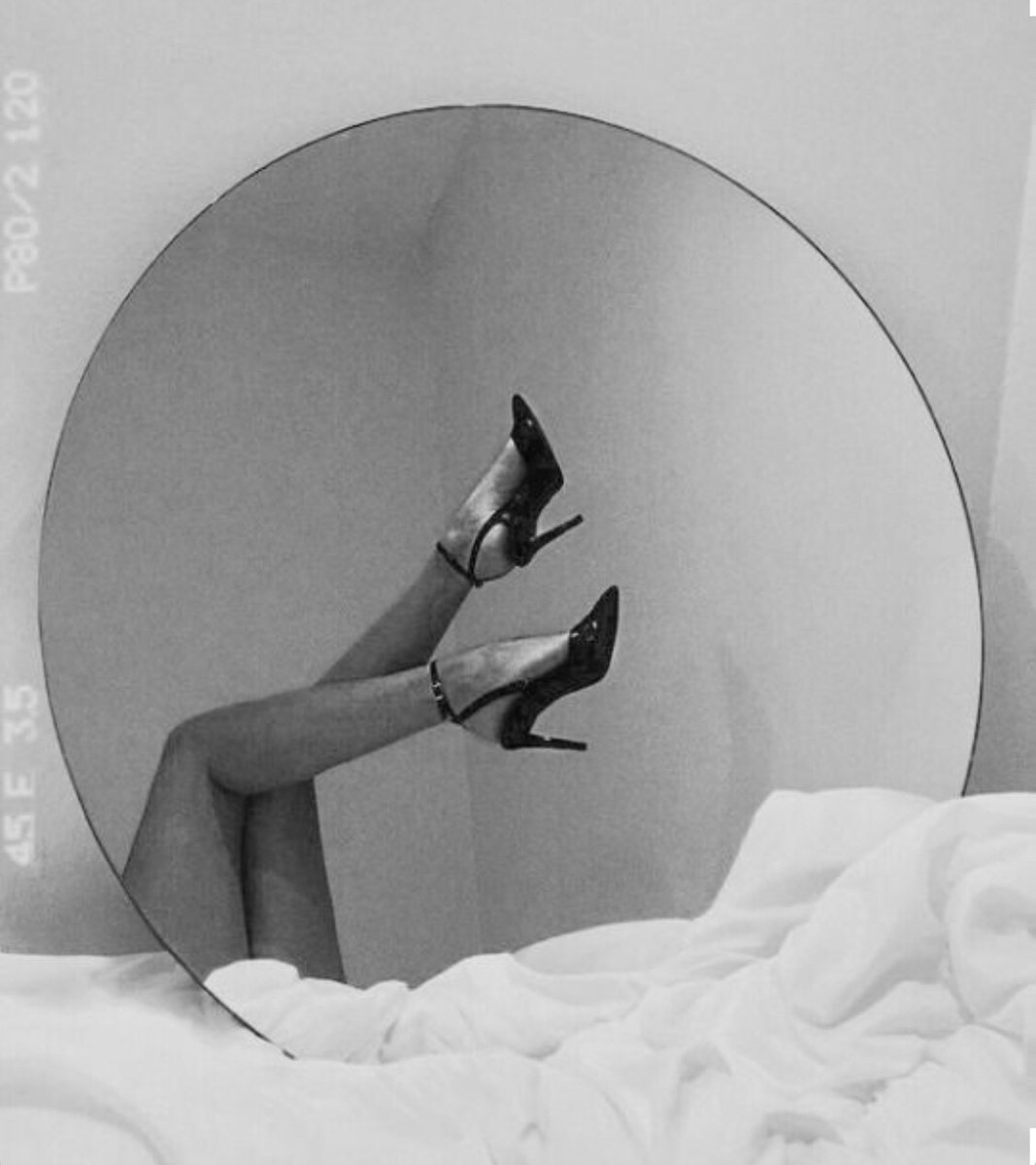 ModLashStudio's tweet photo. How I relax knowing my lashes are full and flawless ✨
Don’t forget to follow us on our other social media platforms:
Tiktok: @modlash
Twitter: @modlashstudio
Instagram: @modlash
Website: https://t.co/KhmLw1RVcj
#lashes #lashfill #fulllashes #classiclashes #hybridlashes #vol https://t.co/g4g6zhjHYR
