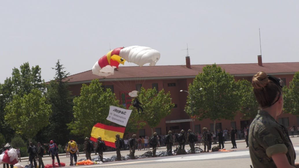 FUTER_ET's tweet image. Finalizado el XVII Encuentro de Veteranos Paracaidistas🪂, ha permitido a aquellos que nos precedieron en la #BRIPAC, recuperar los recuerdos dormidos en el tiempo.
#SomostuEjército.