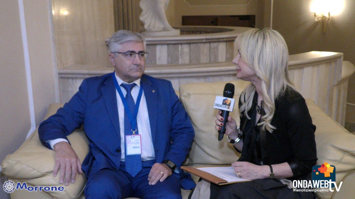 😃Marcellino Monda, direttore del Dipartimento di Medicina Sperimentale della Vanvitelli al convegno Stili di Vita in oncologia. 🎤L'intervista per @ondawebtv  Iscriviti al canale e lascia un like 👉🏻youtube.com/watch?v=gMFBt2…