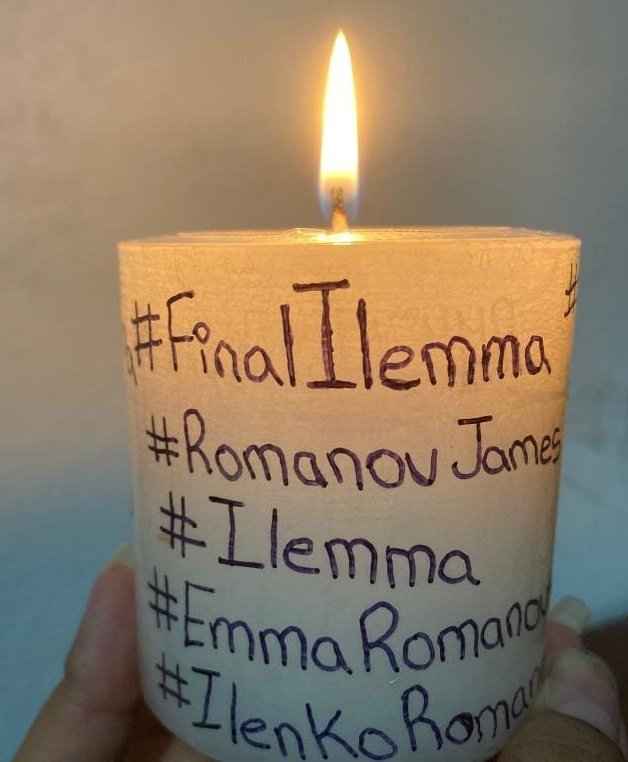 gabiirs_books's tweet photo. La última velita por el #FinalIlemma
#EpilogoQueen https://t.co/jMqNnpaifB