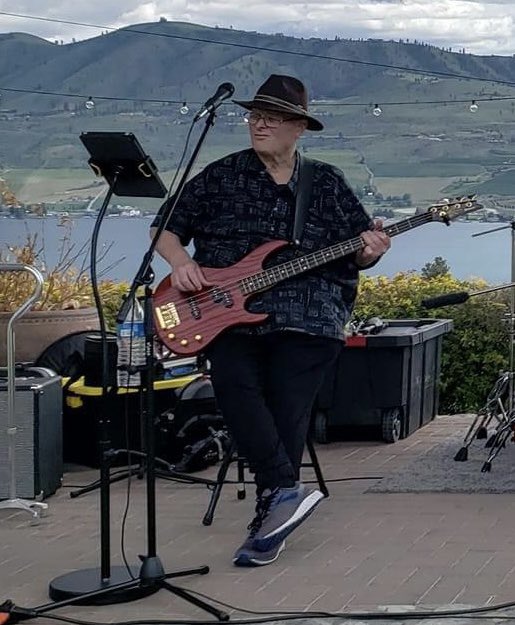 ArchEcker's tweet image. Feelin the groove on a Saturday afternoon.