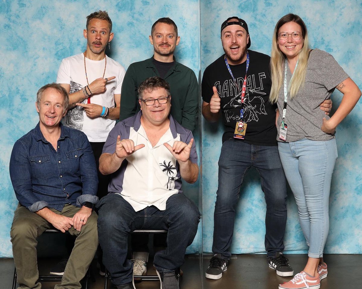 NutshellJohn tweet media