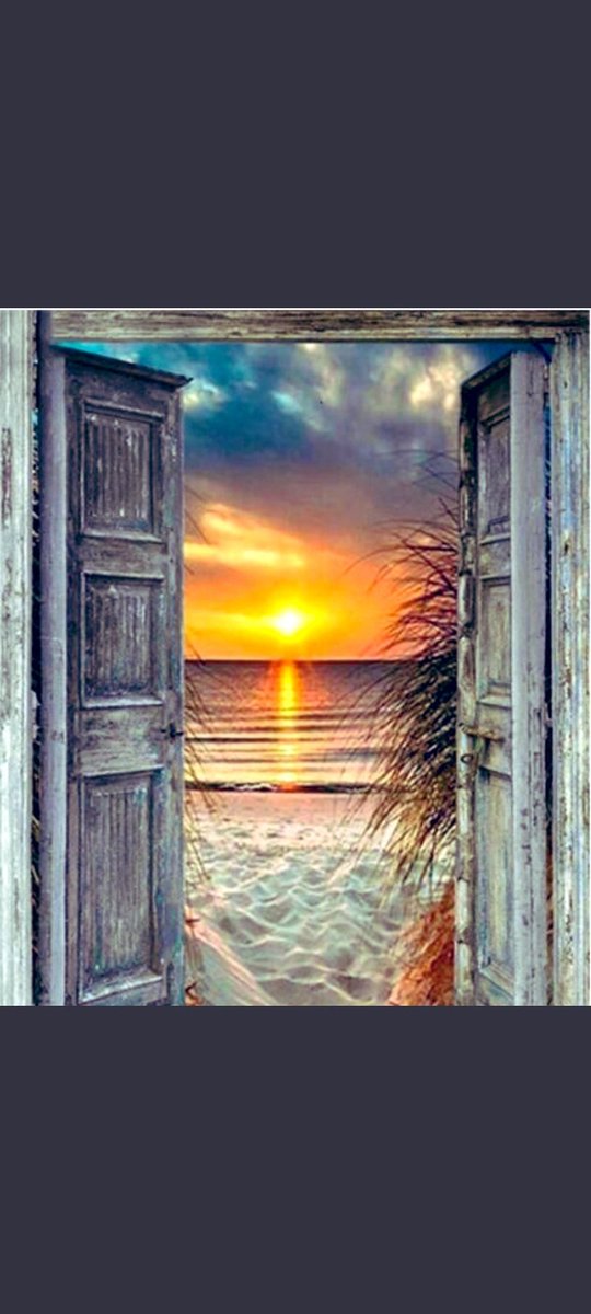 jonjoe152's tweet photo. Tomorrow is another day,be safe,be well and be happy,to all my old and new followers #PeaceToYouAll https://t.co/wfxXMLWzfN
