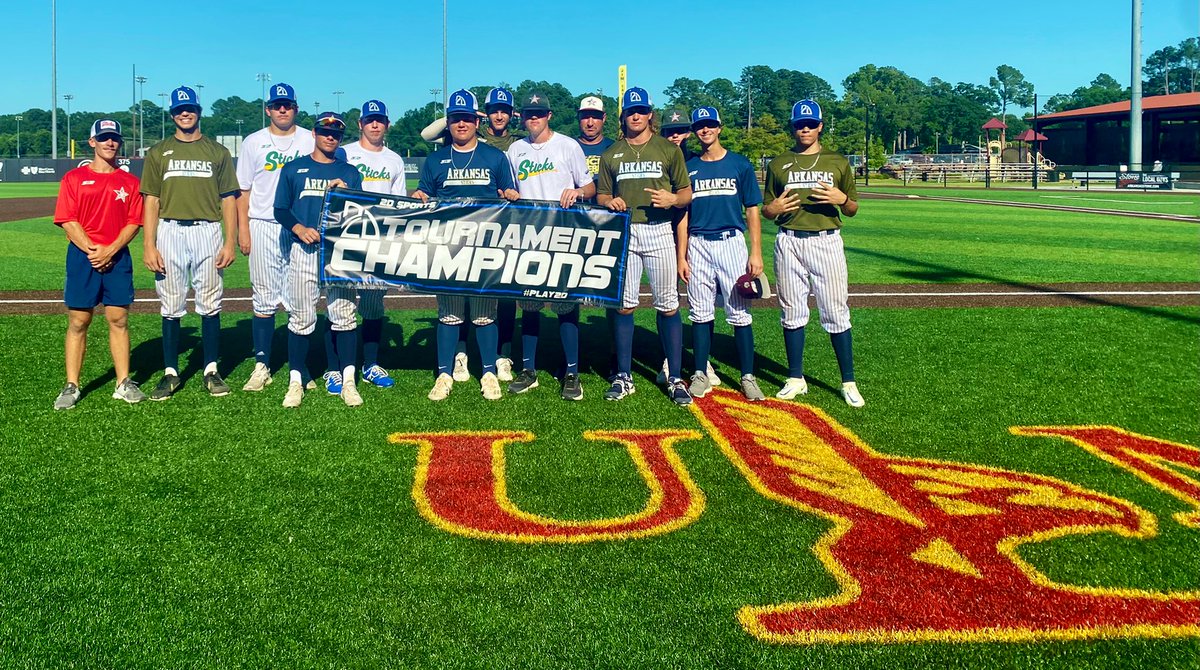 2 teams. 24 players. 10 wins. Unlimited memories! #WhyPlayAnywhereElse