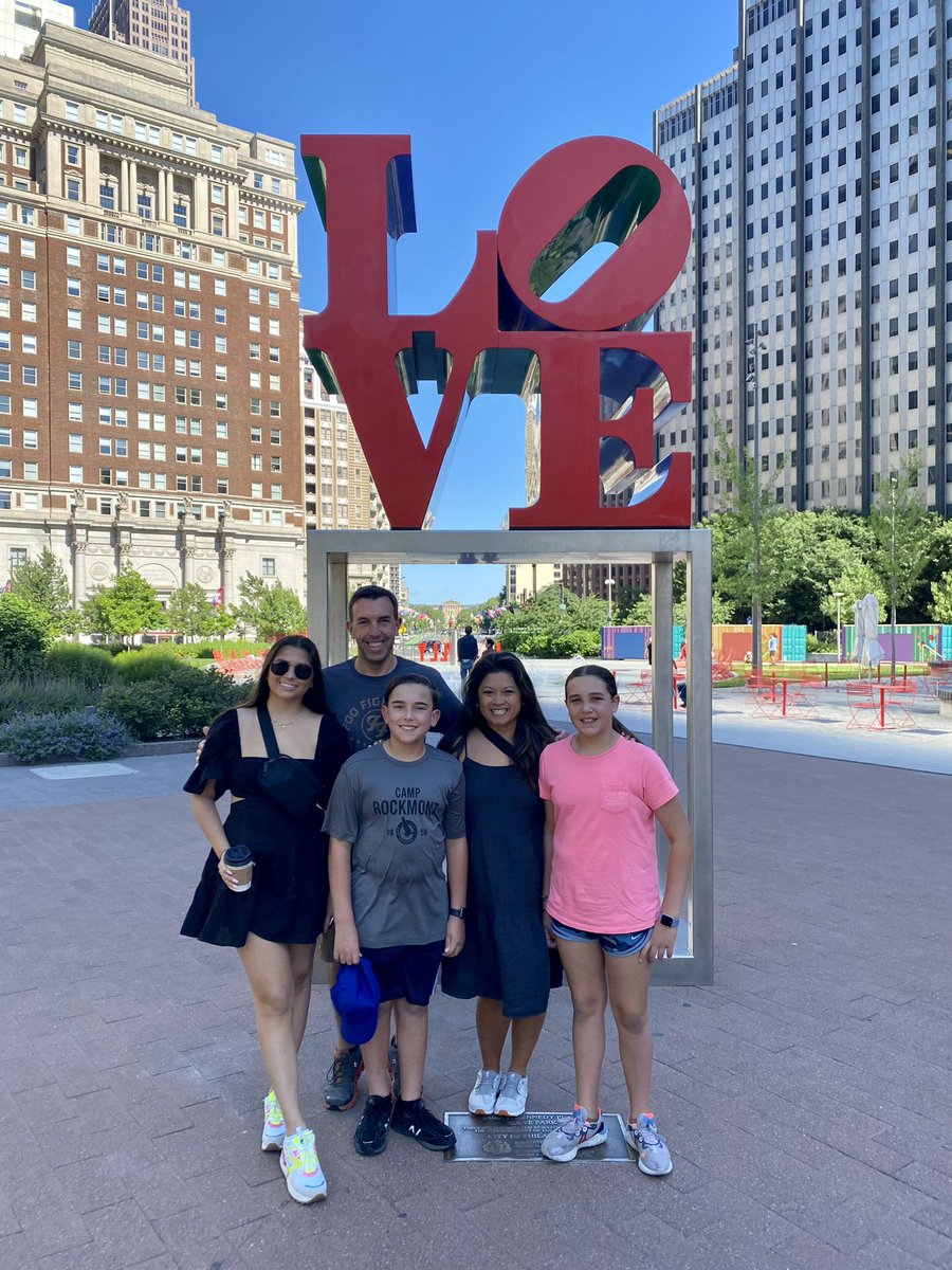 Cris Charbonneau tweet media