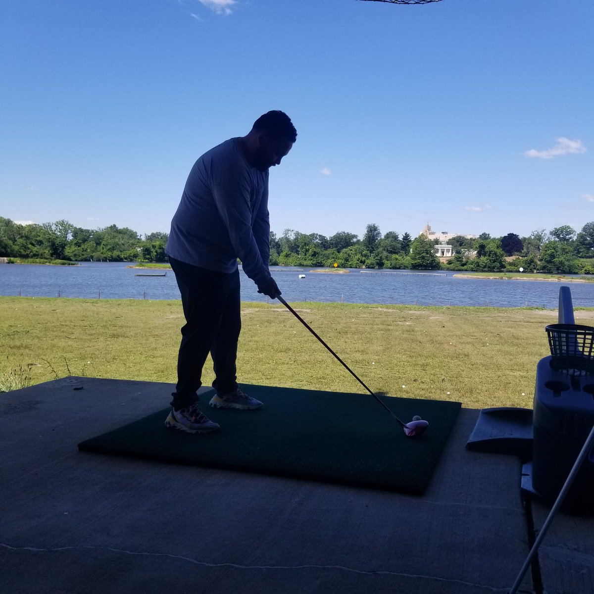 Great morning hitting balls with my Son.
Thanks Vic!