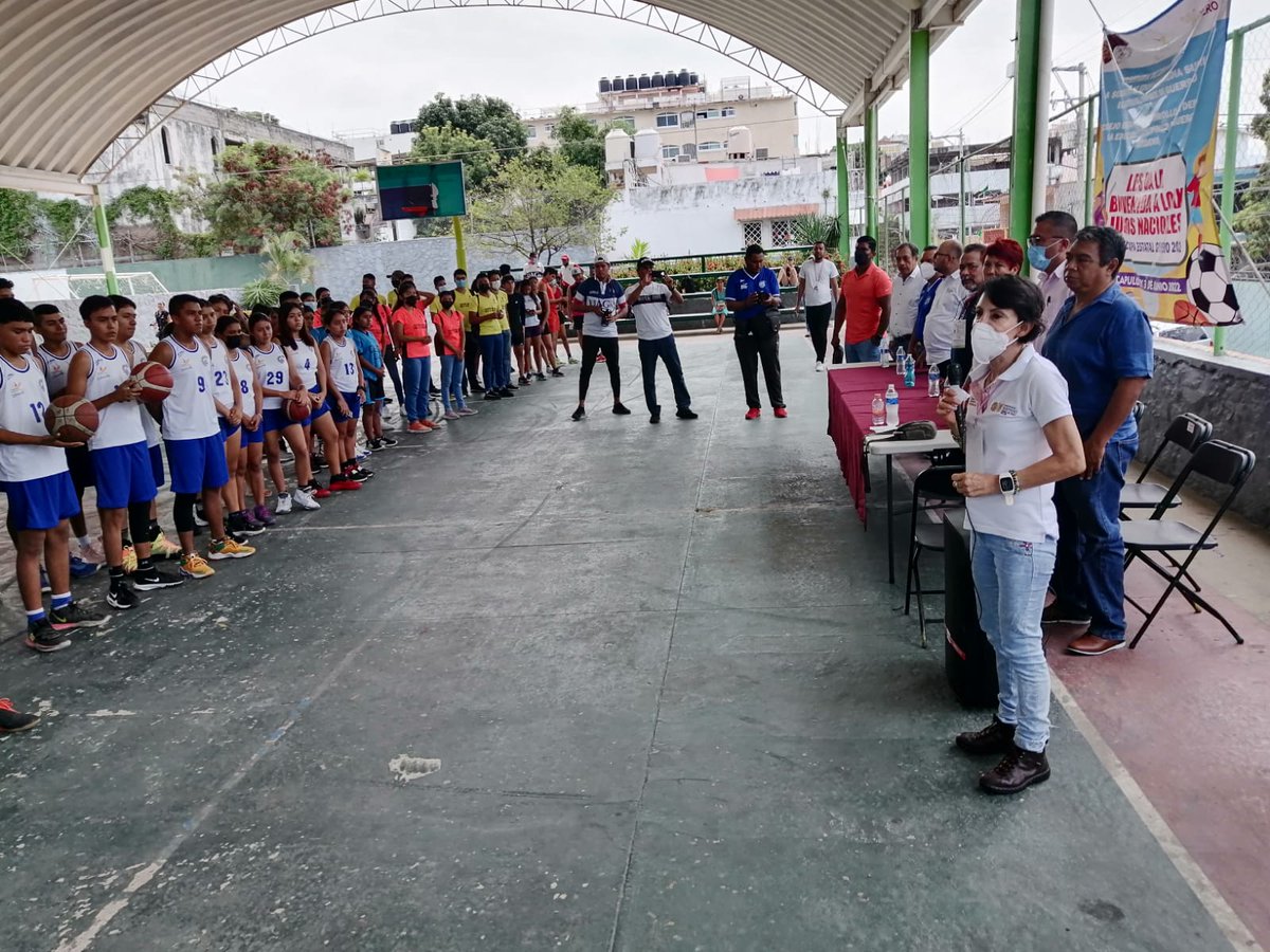 CoeddemsG's tweet photo. Es así como es estado de Guerrero ha realizado su etapa estatal de los juegos deportivos de la educación media superior, y estamos en espera de la realización de nuestro evento nacional, a realizarse en el estado de Coahuila.
Los jóvenes lo merecen https://t.co/vOX7w4IiBj