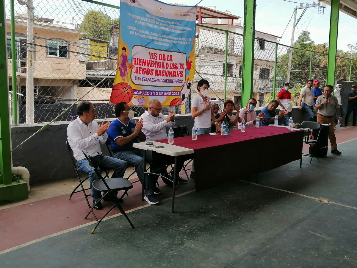 CoeddemsG's tweet photo. Es así como es estado de Guerrero ha realizado su etapa estatal de los juegos deportivos de la educación media superior, y estamos en espera de la realización de nuestro evento nacional, a realizarse en el estado de Coahuila.
Los jóvenes lo merecen https://t.co/vOX7w4IiBj