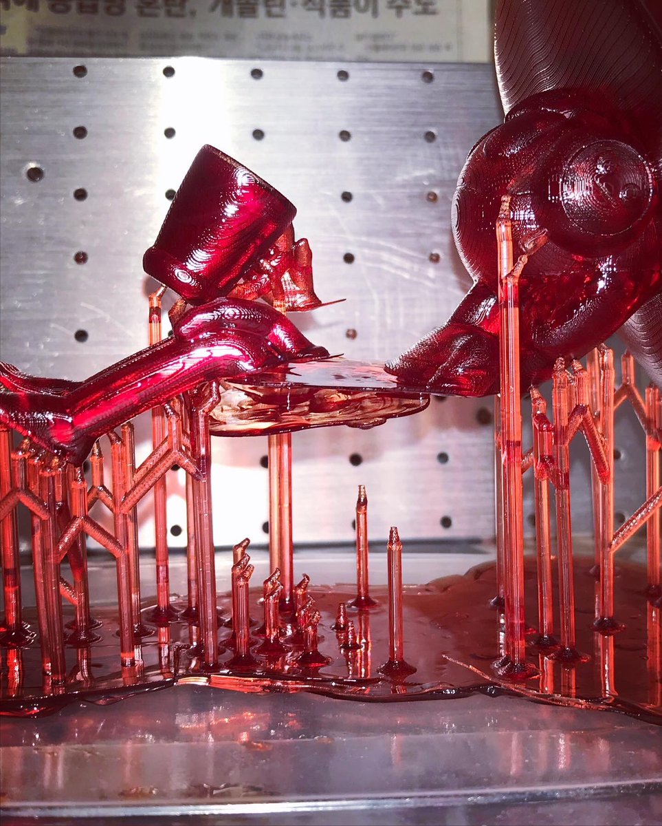 axiomaticcreatv's tweet image. Not everything goes as planned 😂#failedprint #midnightgospel #3dprinting #tryagain