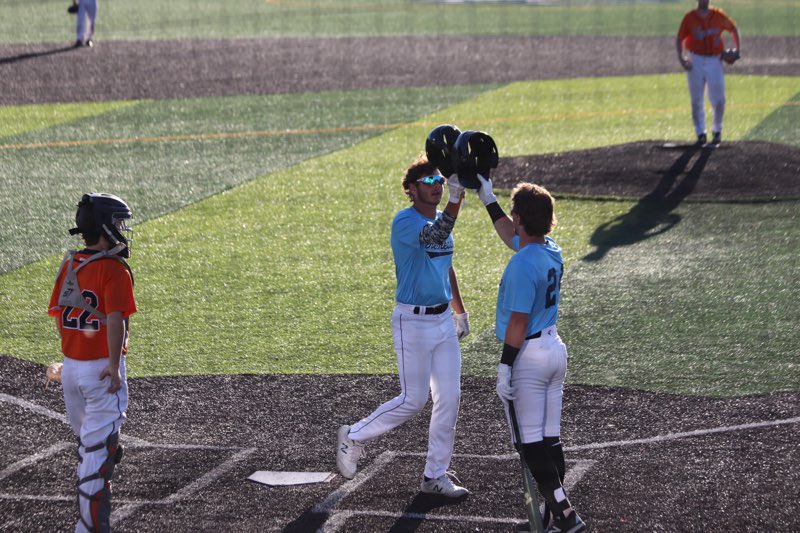 Late Saturday Results from <a href="/AtlanticCoastBB/">Atlantic Coast Baseball Tournaments</a> <a href="/HurstBaseball/">Mercyhurst Baseball</a> High School Division 
Steelies 10 - Peterborough Elite 18U Tigers 2

Recap:
O Garvey 2 hits
J Koshan 2 hits including a HR 💣
WP - J Slater (5 innings, 4H, 2R, 9Ks, 4 BB)

<a href="/owengarvey8/">Owen Garvey</a> <a href="/JohnKoshan/">John Koshan</a> <a href="/jakeslaterr/">jake</a>