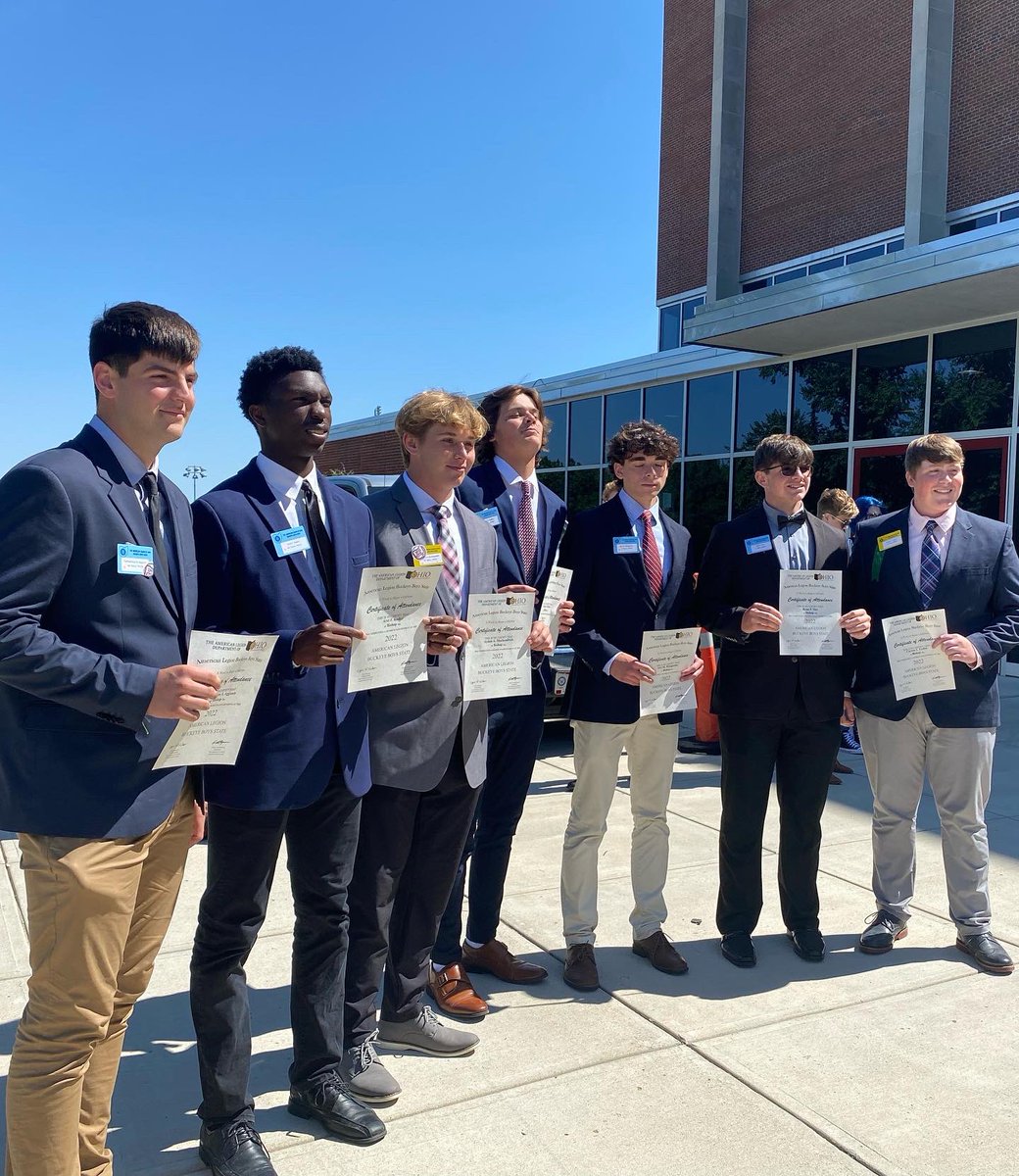 AgganisAmy's tweet photo. Pickerington was well represented at Ohio Buckeye Boys State ‘22. Proud of @harryagganis0 for being one of a handful of delegates to receive the Outstanding Citizen Award for his work in the legislative office. #AWeekToShapeALifetime @ohiobbs https://t.co/Y52KGZ4LA5