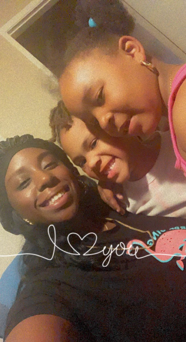 LadyFknRoyaltyy's tweet image. Happy Fathers Day to the best to ever do it. We love you papa💙 @RealFknRoyalty