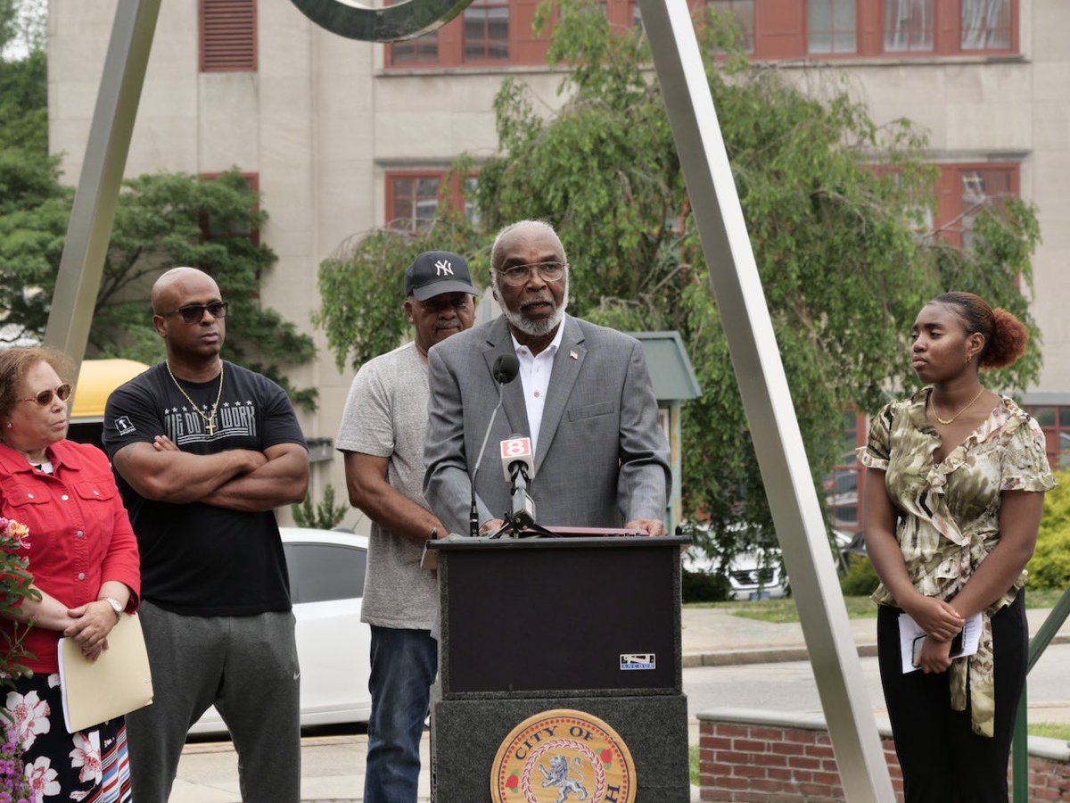 RockyForCT19's tweet photo. Happy Juneteenth Friends,

On Friday, I had the opportunity to attend the beautiful City of Norwich Juneteenth Ceremony. 

It was very well attended and thoughtful event that means so much in our history. 

Freedom. 🇺🇸 https://t.co/ExsORbrjJx
