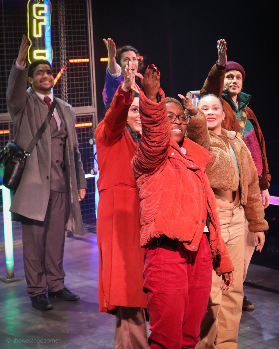 WestEndCorner's tweet photo. Last @liftmusicalldn posts.
Congrats on a a great run all!
π· Canon M50
βπ» Adobe Lightroom
#liftthemusical #theatre #musical #photography @swkplay https://t.co/daBsijcrDG