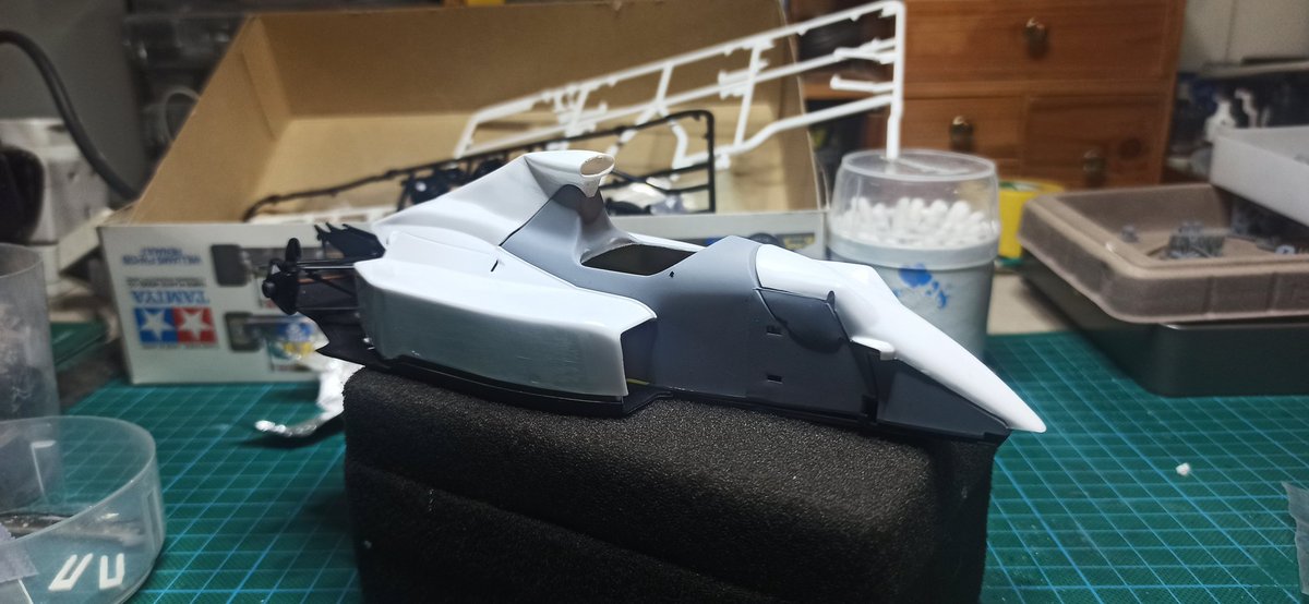 beardbro29's tweet photo. The Fw13b shaping up nicely 🟡🔵⚪

1/24 #1/20 #scale  #scalemodel #scalemodelling #scalemodellingworld #hobbydesign #hiroboy #spotmodel #gravitycolors  #zeropaints #scale124 #120scalef1 #112scale #tamiya #goodyear #williamsf1 #williamsf1team #williamsfw13b #FW13B #3Dprinting https://t.co/N6OfJpmh02