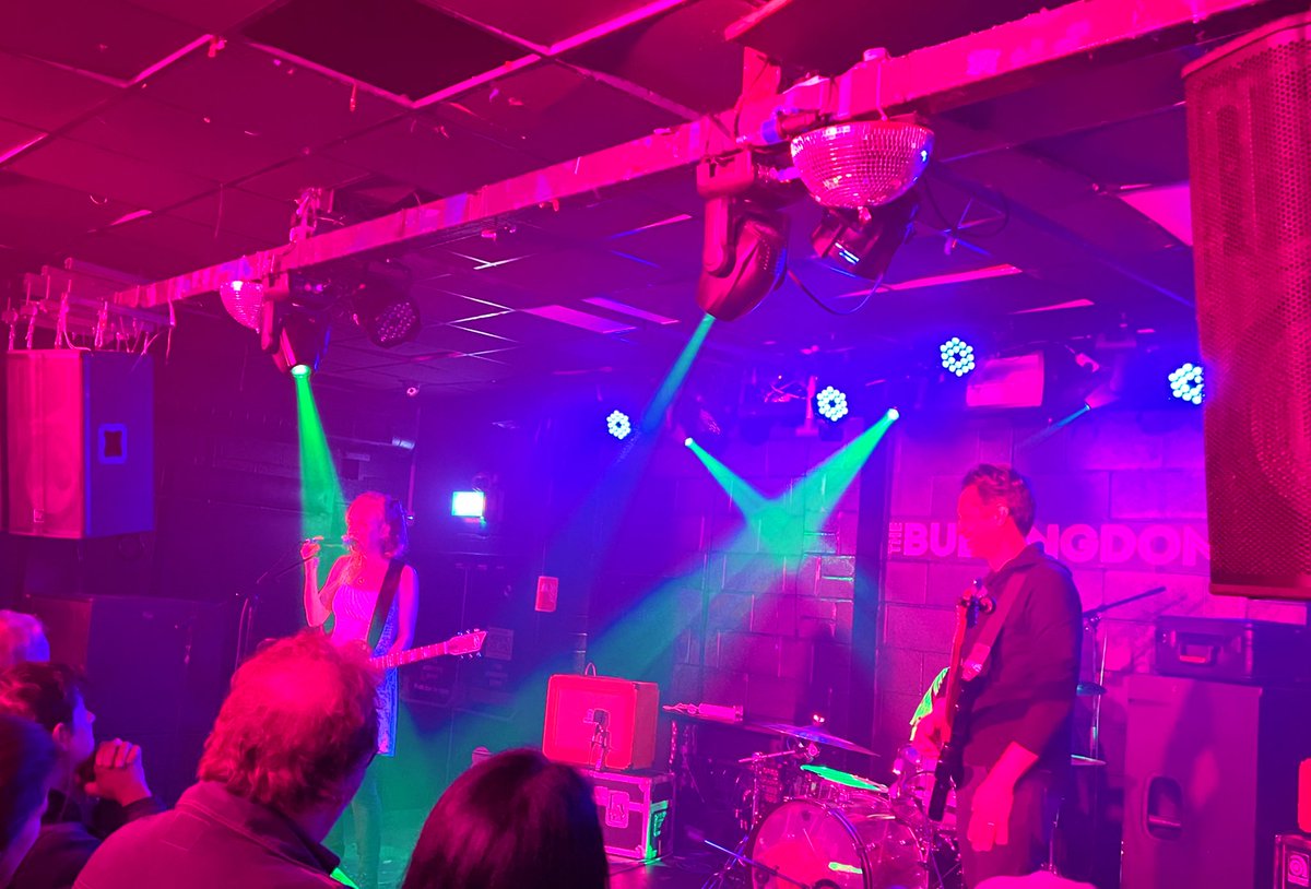 jtm21's tweet photo. @kristinhersh Being there at @TheBullingdon with @astevehall 28 years after we first saw you touring Hips and Makers… Amazing. And a long time. https://t.co/arZMB7Jt5y