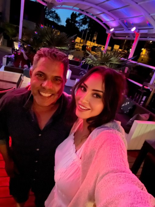 Happy Father&rsquo;s Day @NicSamiotis 💕  Thank you for putting up with all my 💩 https://t.co/s8g5DokcNi<a class="tags" target="_blank" title="On Twitter" href="/?out=eyJ0eXAiOiJKV1QiLCJhbGciOiJIUzUxMiJ9.eyJpYXQiOjE3MjA3MjgzNDMsImlzcyI6InR3cG9ybnN0YXJzLmNvbSIsIm5iZiI6MTcyMDcyODM0MywiZXhwIjoxNzUyMjY0MzQzLCJyZWRpcmVjdF91cmwiOiJodHRwczovL3R3aXR0ZXIuY29tL05pY1NhbWlvdGlzIn0.YBQtBUZgYFRZezN5mw4gb_QzF43ksTPQ7cxMeja4Gij2FCNT7bo2zriDlm_ihLZYzbo104F0NY-Xpz6pDZo1yQ">@NicSamiotis</a><a href="/tag/thesandman"class="tags"><span>#thesandman</span></a>