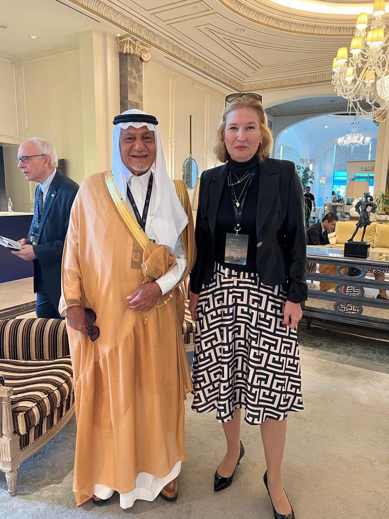 Former #Israel Foreign Minister Tzipi Livni 
Former #Saudi intelligence chief Prince Turki Al-Faisal Al Saud 
#BakuForum in #Azerbaijan