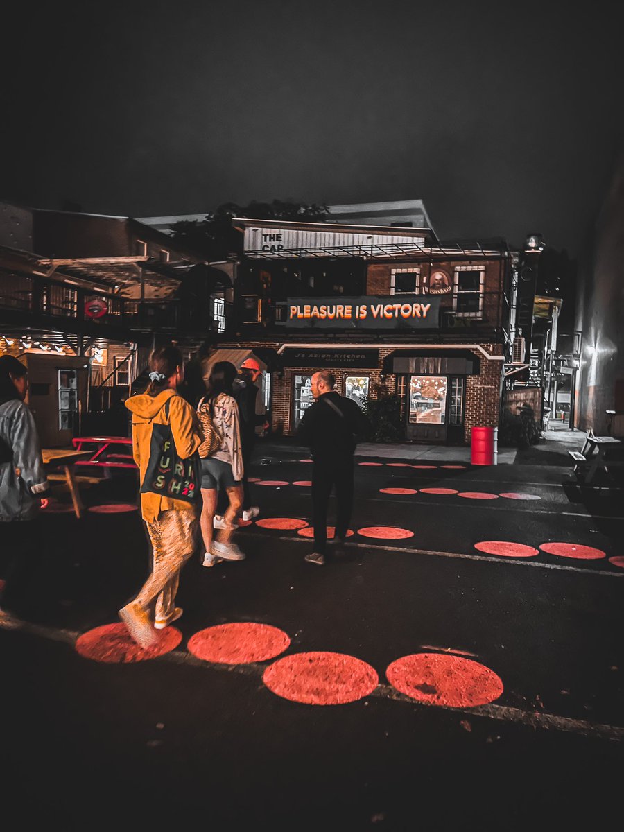 Pony Girl tweet media