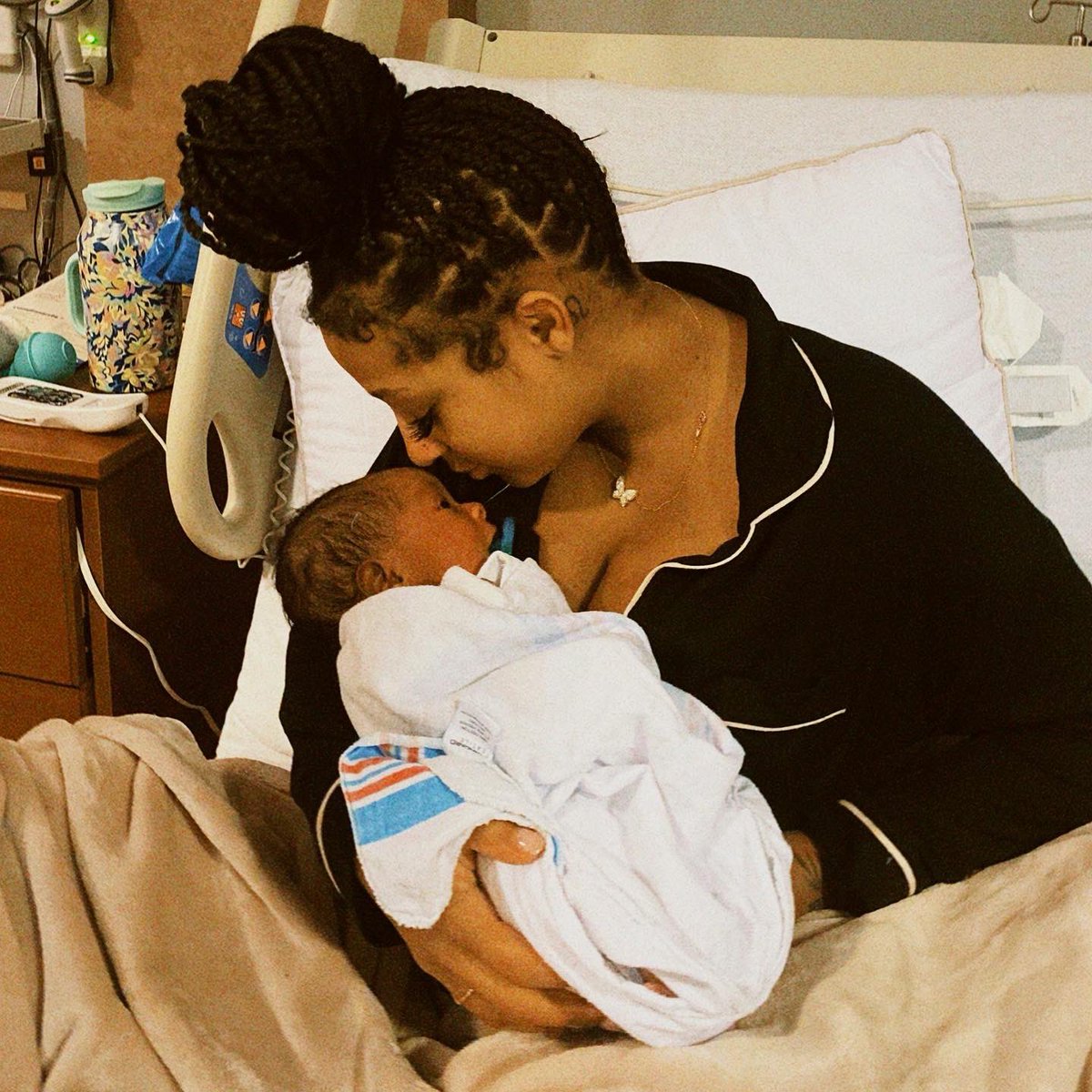 samariajdavis_'s tweet photo. Ezrah 💙 https://t.co/ikofLGLIfy