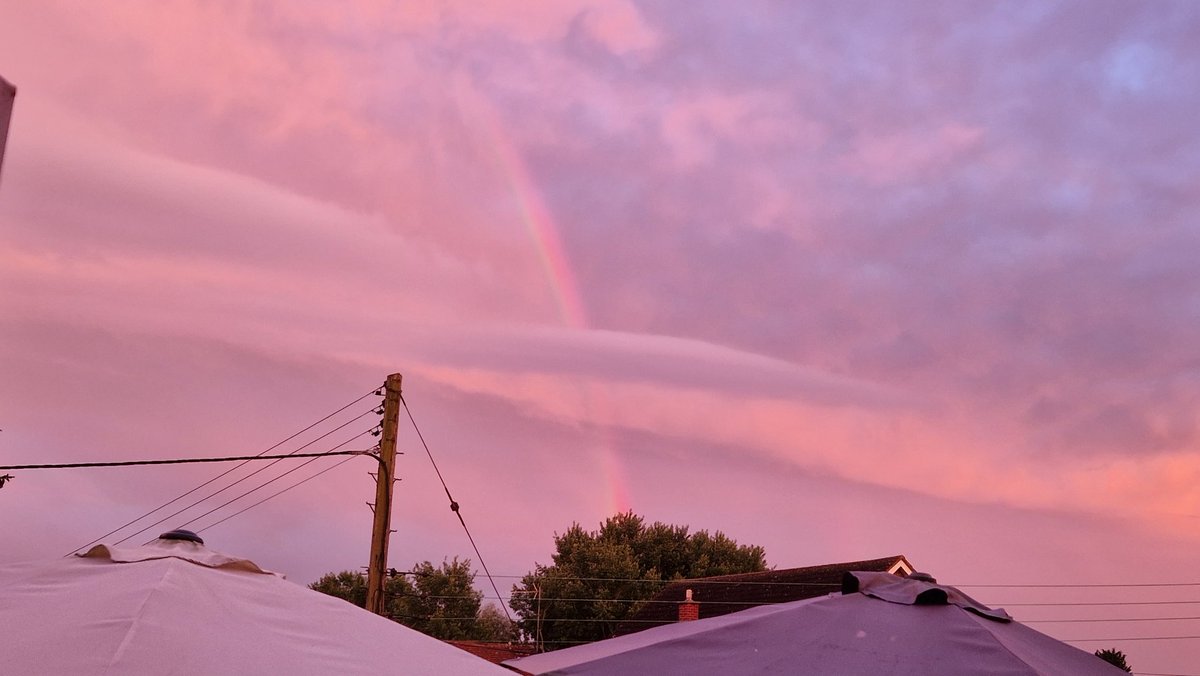 WellmoreFM's tweet photo. @VirtualAstro Just like this - a few miles north of you in North Bucks. https://t.co/4K88CMzaqa