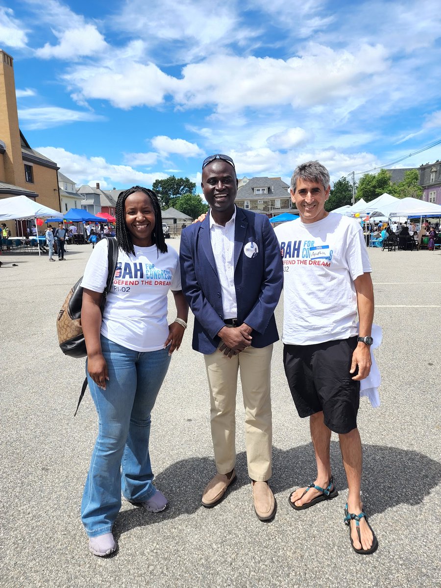 bah_omar's tweet photo. Yesterday was a great day for the RDC and the refugee community in RI. We were joined by hundreds to celebrate the World Refugee Day 2022. It was a great occasion of celebration of culture, freedom, and bringing communitues together. #WRD2022 #DefendTheDream #BahForCongres https://t.co/Aq3d66cNWA