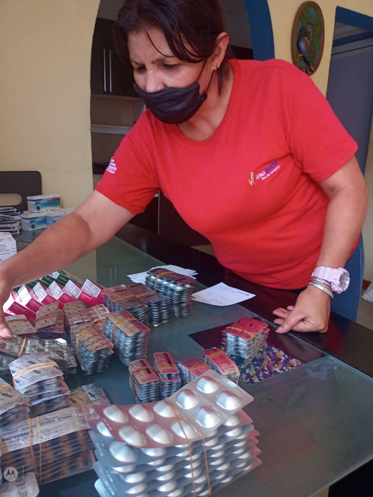 FarmapatriaV's tweet photo. Desde Ciudad #Caribia, se llevó a cabo Jornada de Atención Integral, continuamos con los despliegue de atención social para fortalecer la salud de nuestro pueblo.
#DíaDelPadreEnVictoria
#JuntosPorCadaLatido
@NicolasMaduro @MinSaludVE @MagaGutierrezV https://t.co/bax9YQA9IF