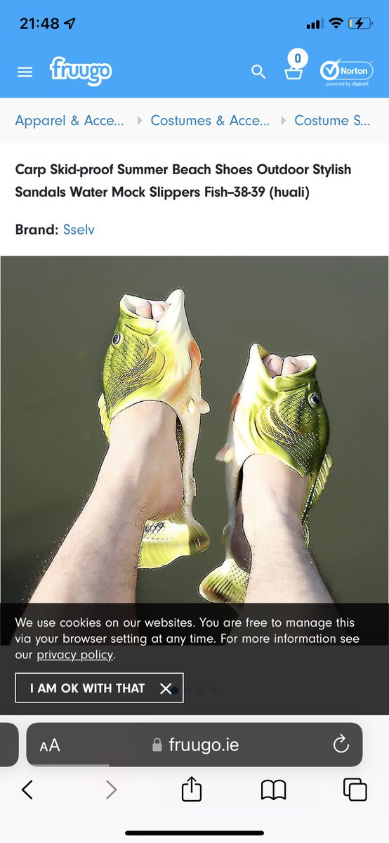 AlexandraOD1's tweet photo. Am I the only one who noticed Gemma rocking these #LoveIsland https://t.co/ct98jtrNyz
