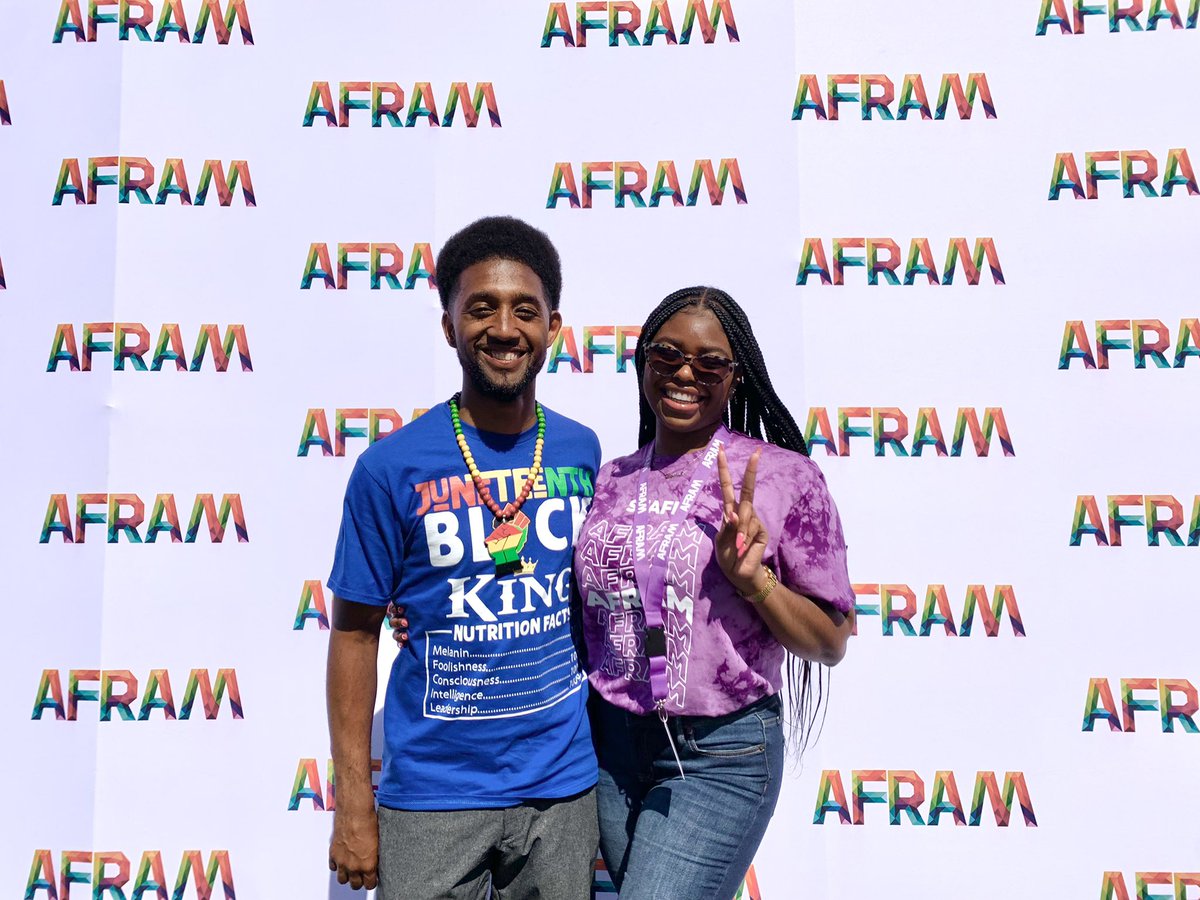 DemiGough_'s tweet photo. Two days of Black Excellence at AFRAM! Thanks so much to @MayalGilmore for having me and letting me help out with Charm TV LIVE. It’s been a blast! #AFRAMily #MeetMeAtAFRAM https://t.co/IkermQbZfG