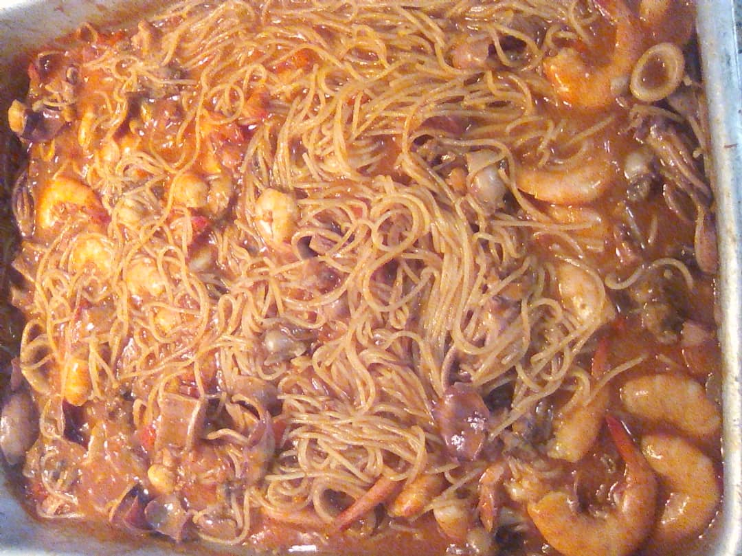 BorgesEsther_26's tweet photo. Así quedó....se lo hice con amor, porque él se merece estoy mucho más #FelizDiaDelPadre
#Amor
Claro él me guío en los paso, porque aquí el cocinero de estás exquisiteces es él
#MeGradue https://t.co/EdeMGJea2i